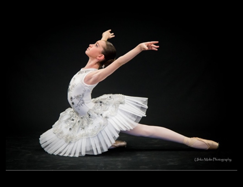 Bodyweight Ballet Sculpt Your Body and Mind with the Grace of Dance 1