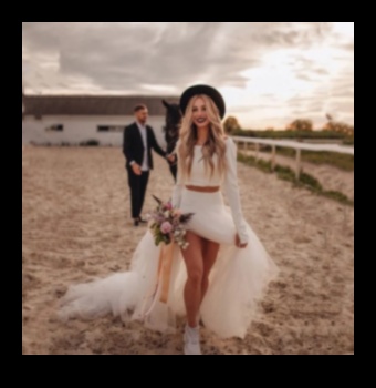 Chic Boho Beauty: Unveiling Dreamy Wedding Dresses