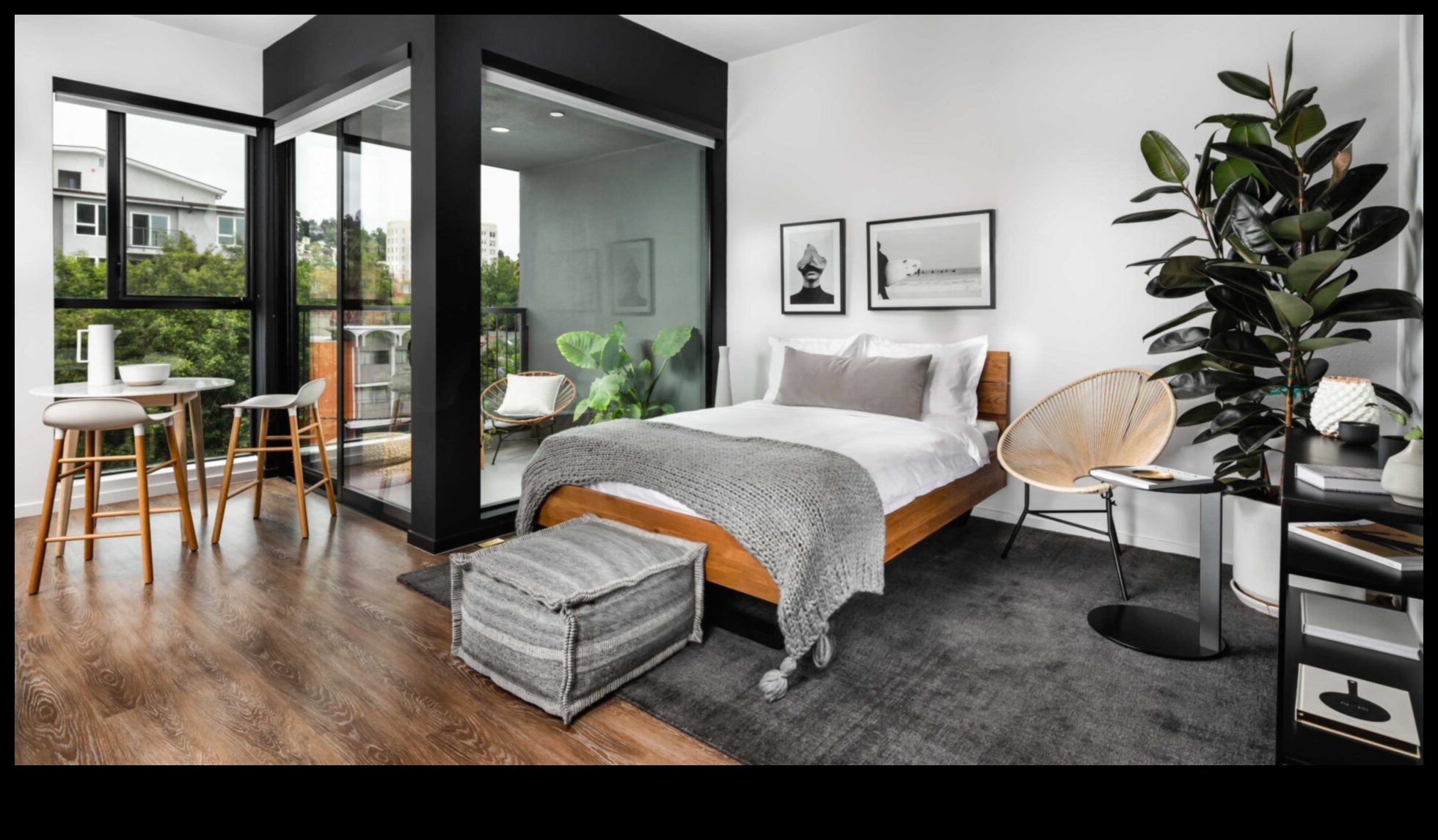 Chic Chronicles: Your Personalized Suite