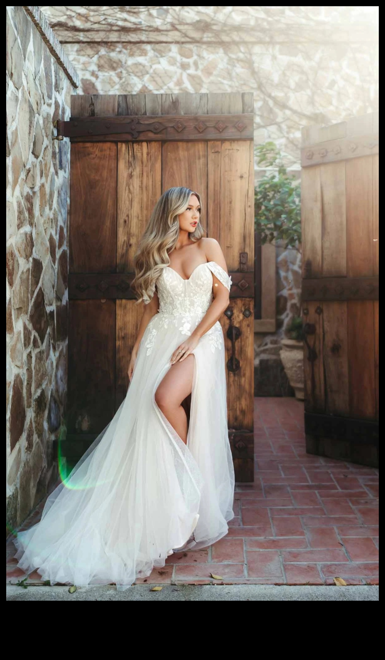 Chic Simplicity: Modern Bridal Gowns Beyond Tradition