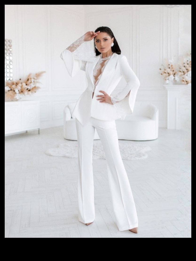 Chic Unveilings: Announce Love's Beginning