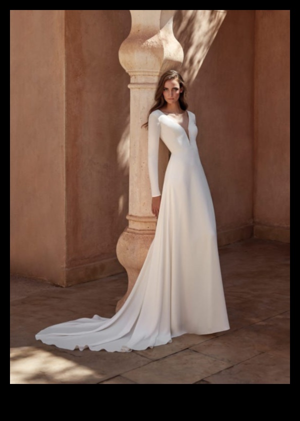 Contemporary Classics Modern Wedding Dress Trends for the Modern Bride 3 Contemporary Classics: Modern Wedding Dress Trends