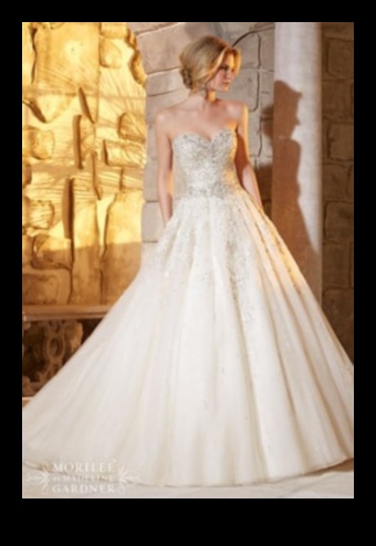 Couture Cool Modern Bridal Fashion Statements That Will Make You Say Wow! 1