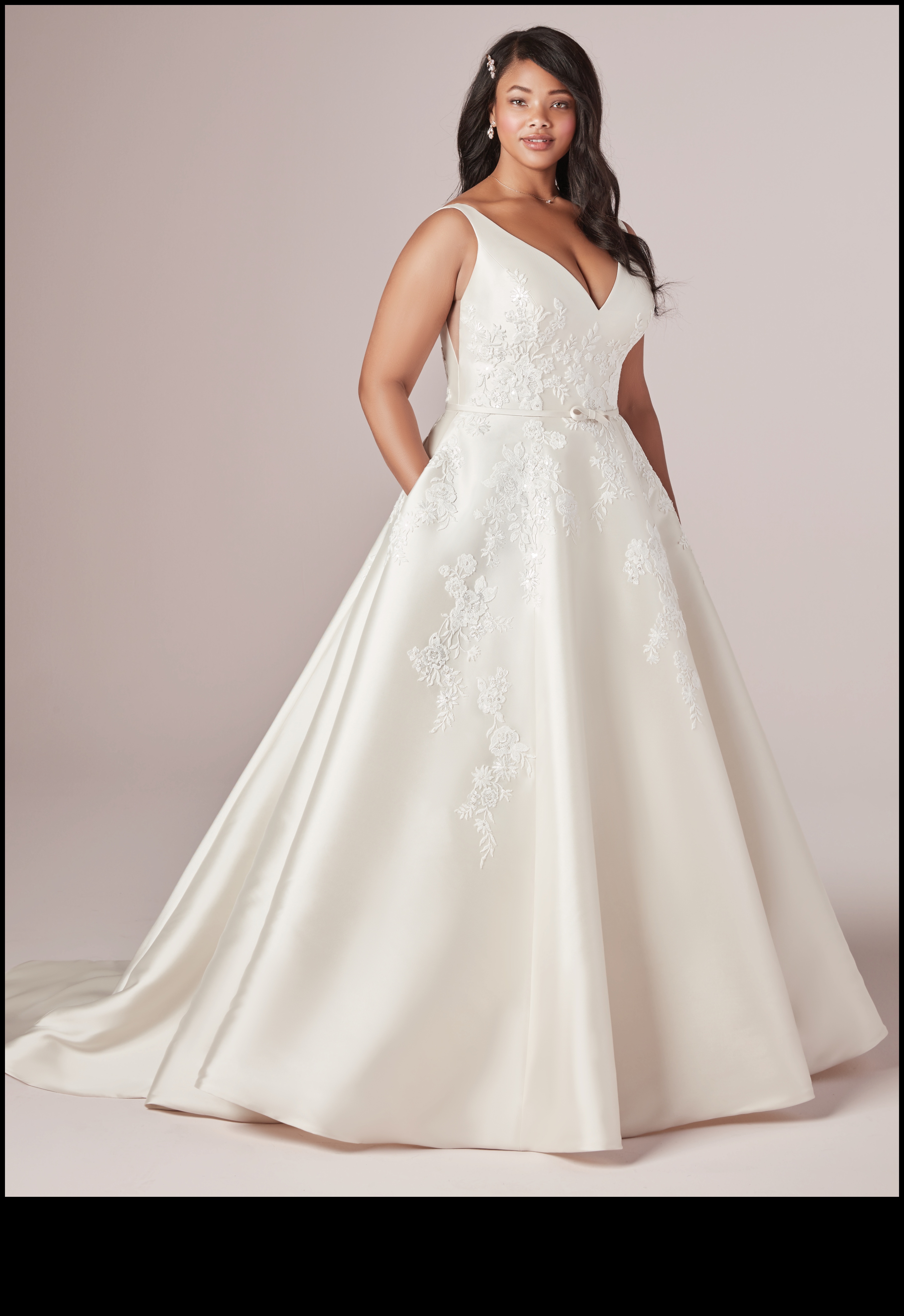 Curvy Elegance: Plus-Size Bridal Gowns for Radiant Brides