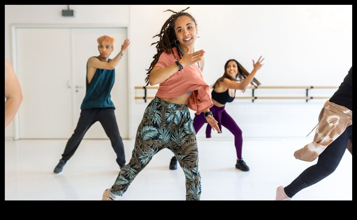 Dynamic Dance Duo Partner Movements to Get Your Body Moving 5 Dynamic Dance Duo: Partner Movements for a Dynamic Warm-Up