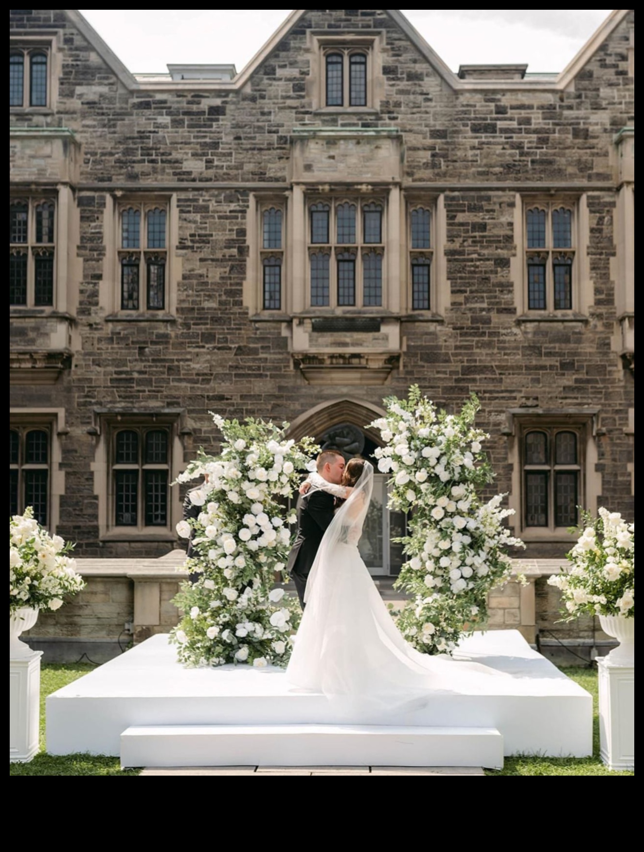 Enchanted Beginnings: Crafting Your Perfect Wedding Ceremony