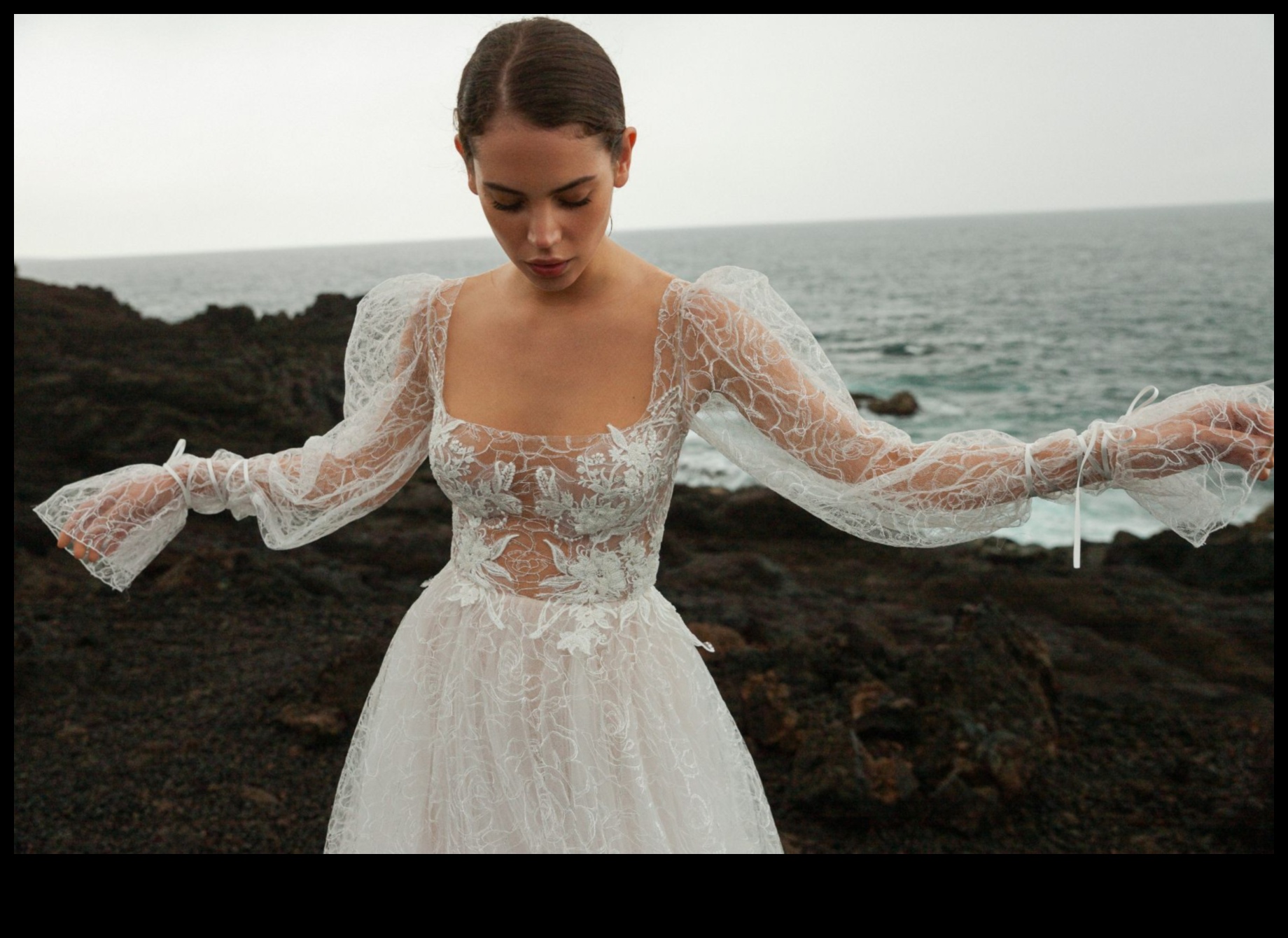 Era-Defying Chic: Vintage Bridal Dress Inspirations