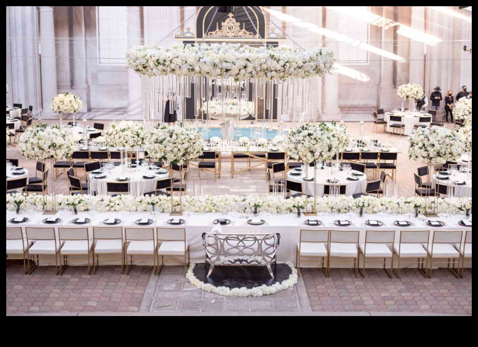 Glamour in Every Detail: Wedding Accessory Magic