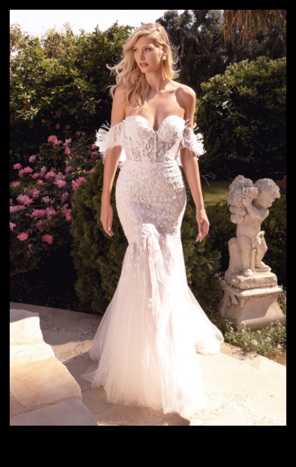 Graceful Grandeur Vintage Bridal Gowns for the Modern Bride 3 Graceful Grandeur: Vintage Bridal Gowns of Distinction