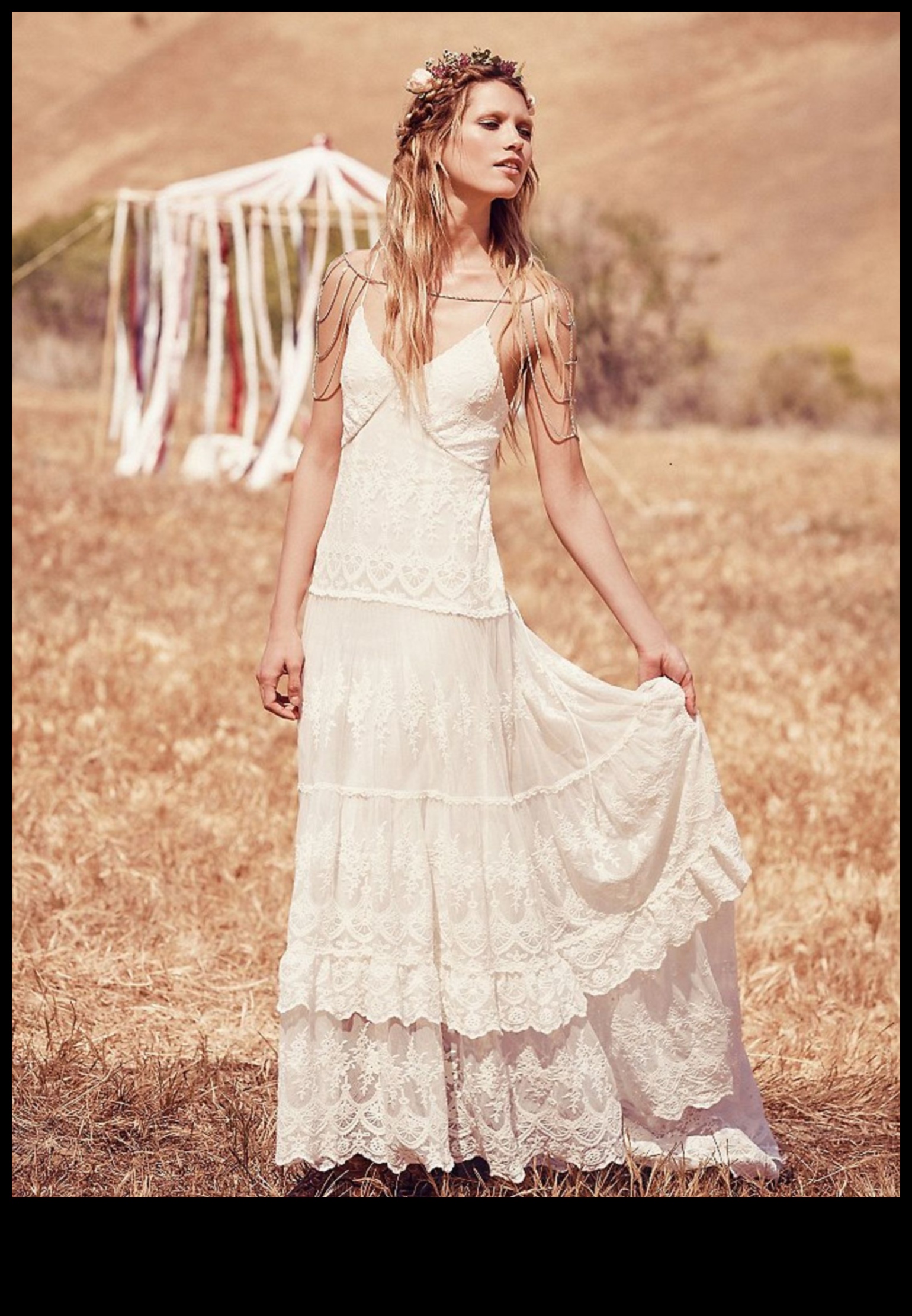 Gypsy Glam Bohemian Wedding Dresses for the Modern Bride 4 Gypsy Glam: Bohemian Wedding Dresses Beyond Dreams