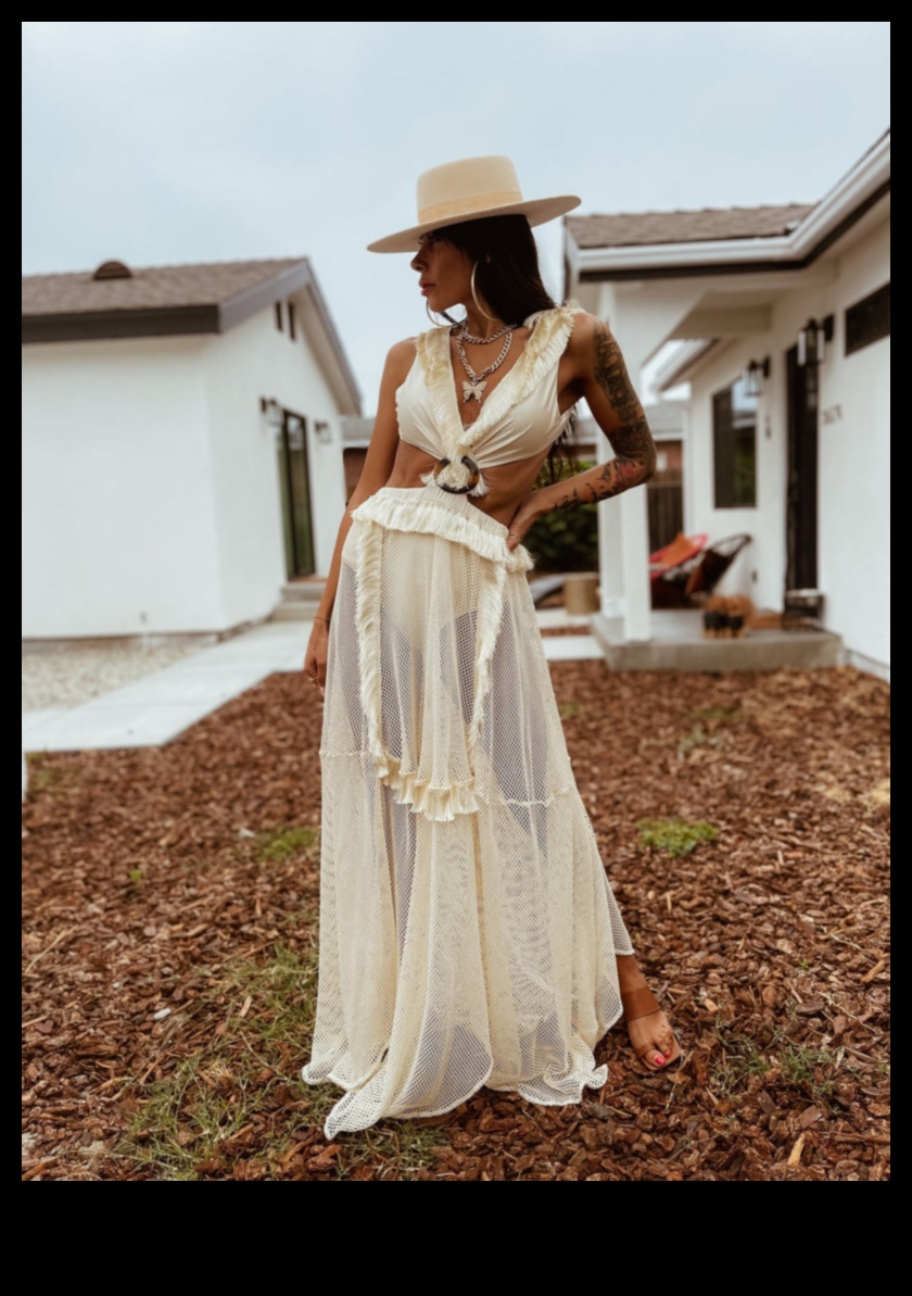 Gypsy Glam Bohemian Wedding Dresses for the Modern Bride 5 Gypsy Glam: Bohemian Wedding Dresses Beyond Dreams