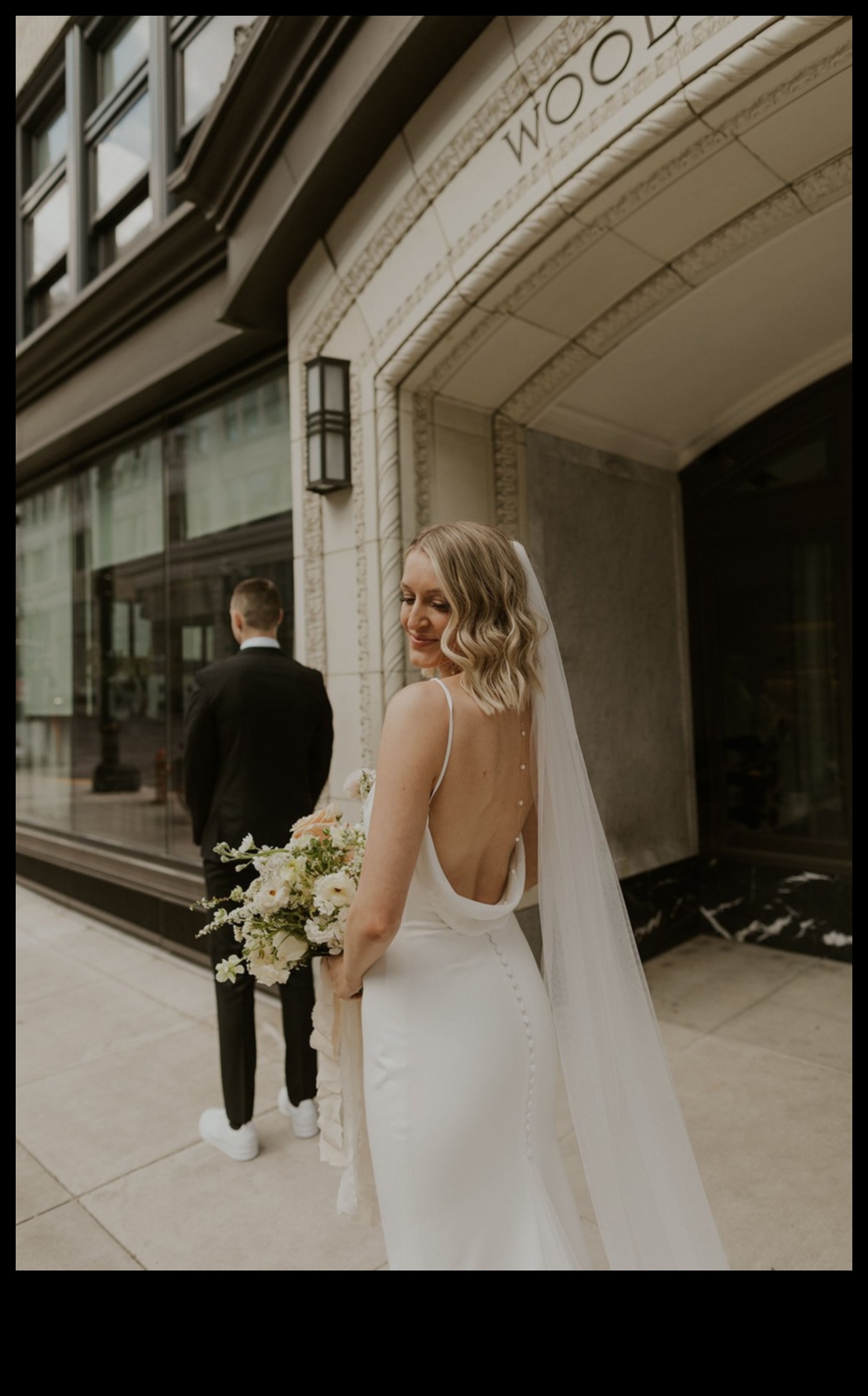 In Vogue Vows: Modern Wedding Dress Elegance