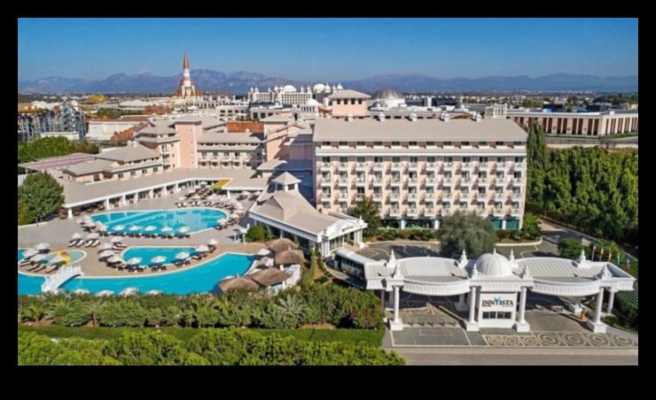 InnVista: A Panoramic View of Accommodations Worldwide