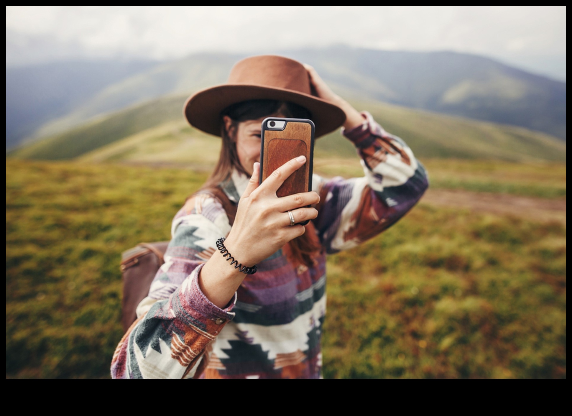 Journey Juxtapose: Contrasting Styles with Travel Tips