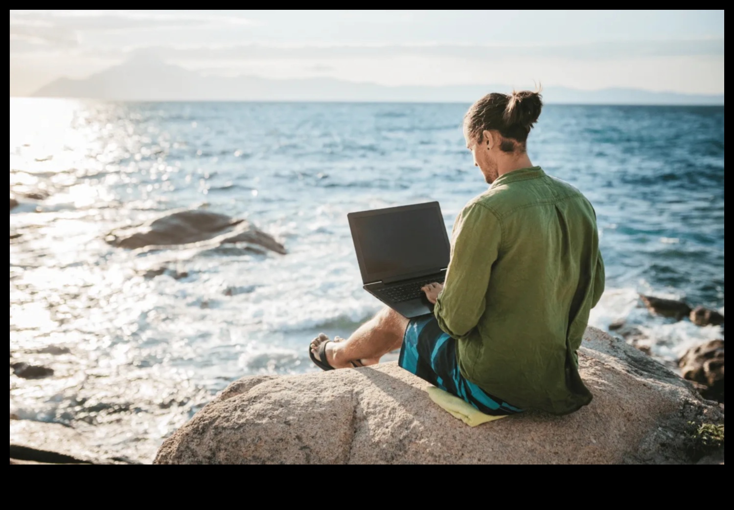 Nomad's Notes: Journals from Budget-Friendly Journeys