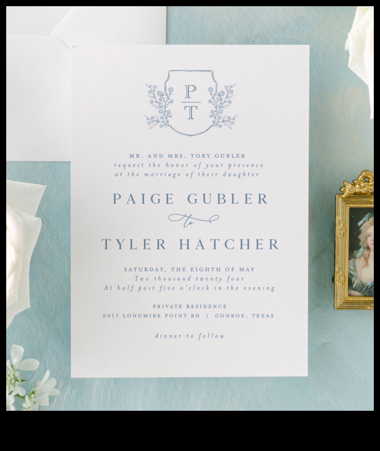 Paper Passion: Unveiling Wedding Invitations