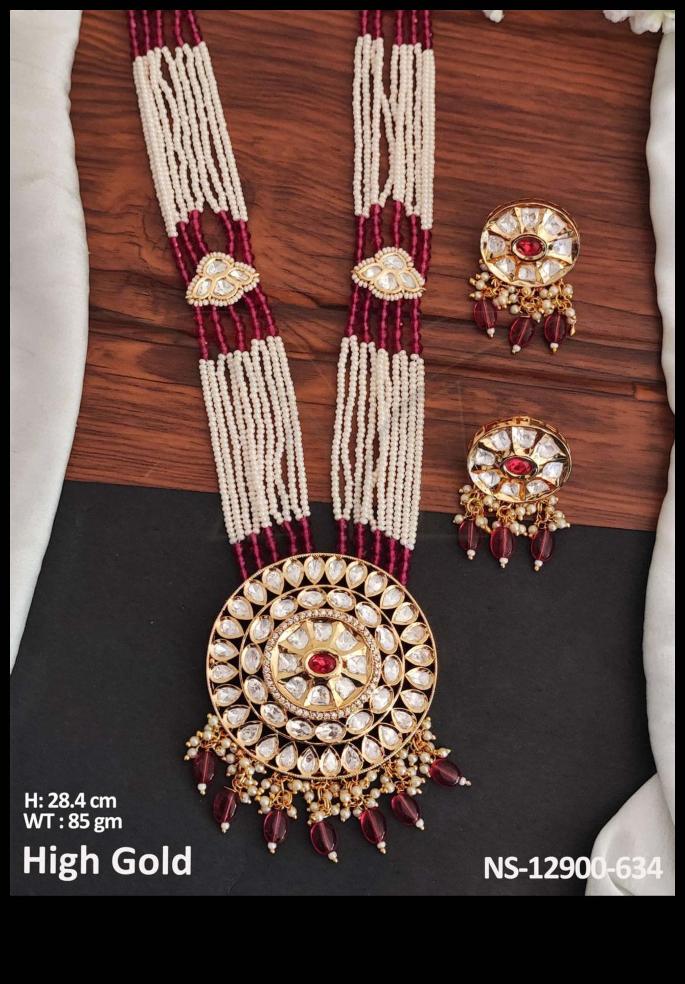 Pearls of Passion: Bridal Jewelry Classics