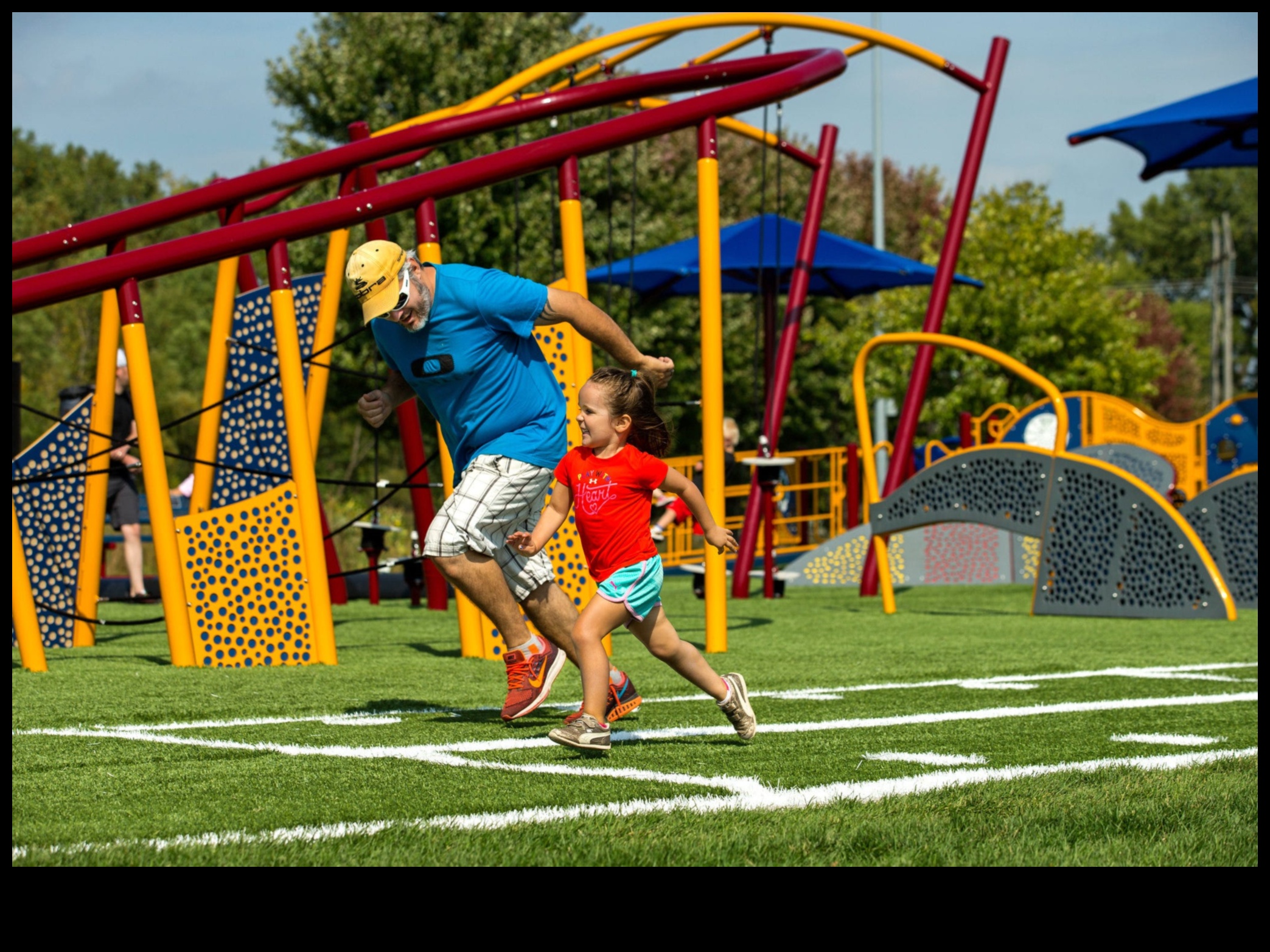 Playful Parks: Outdoor Workouts for Families and Friends