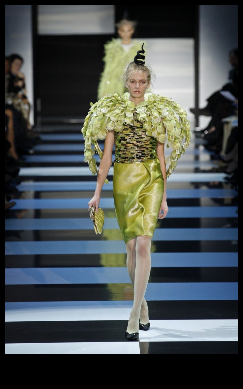 Reptile Runway: Strutting in Style with Accessories for Reptiles