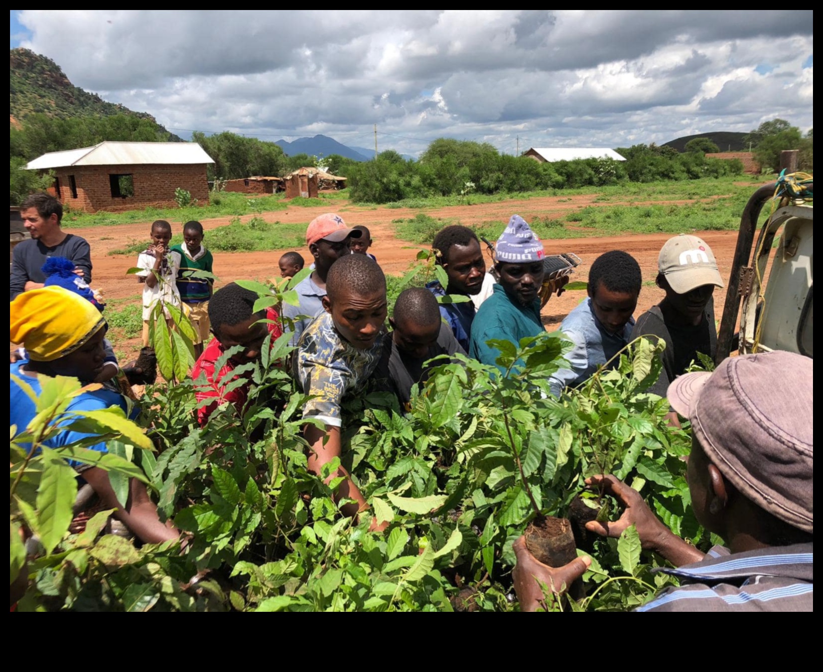 Roam Responsibly: A Sustainable Traveler's Guide