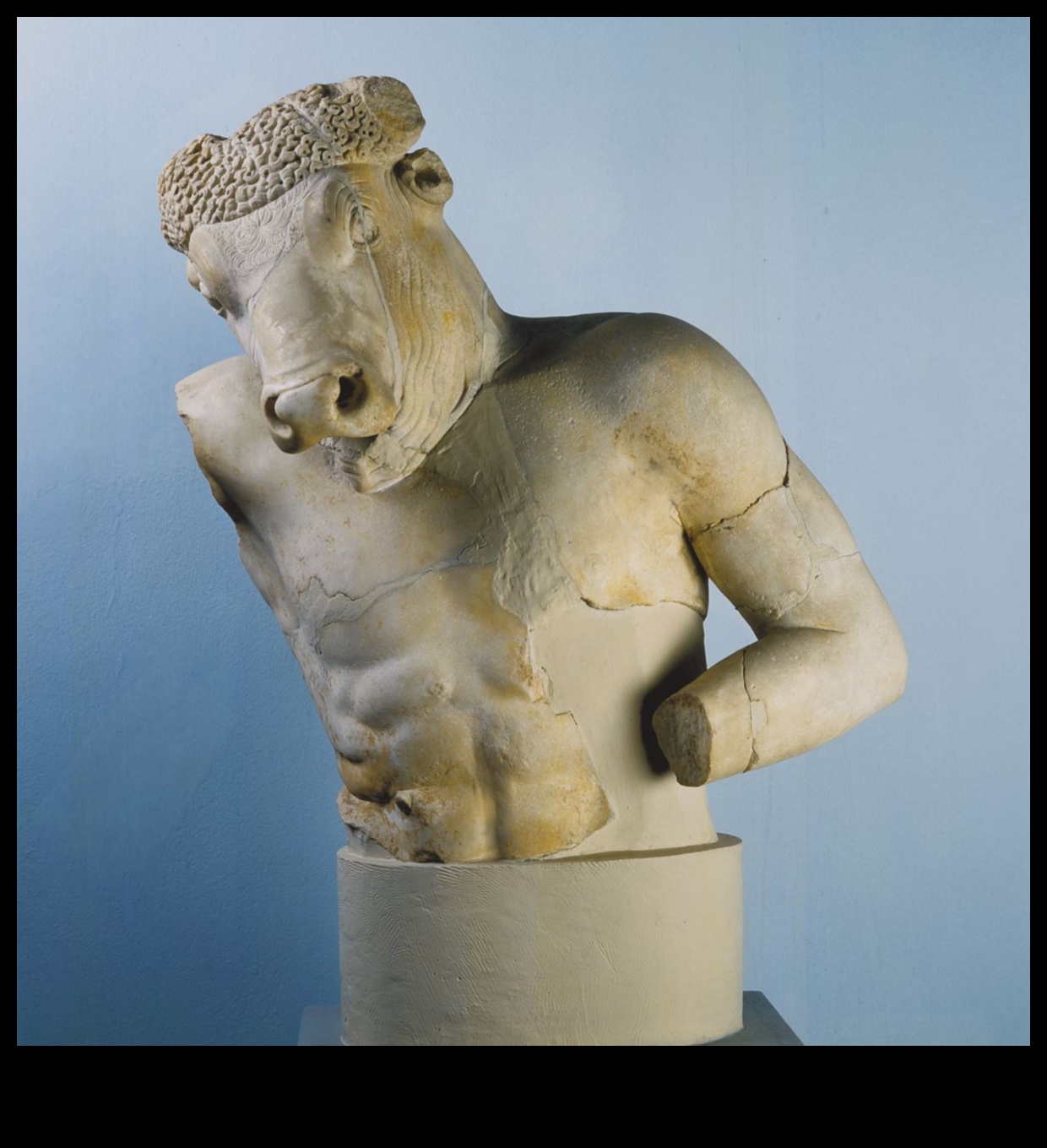 Sculpted Stories: Discovering the Narratives of Cultural Sites