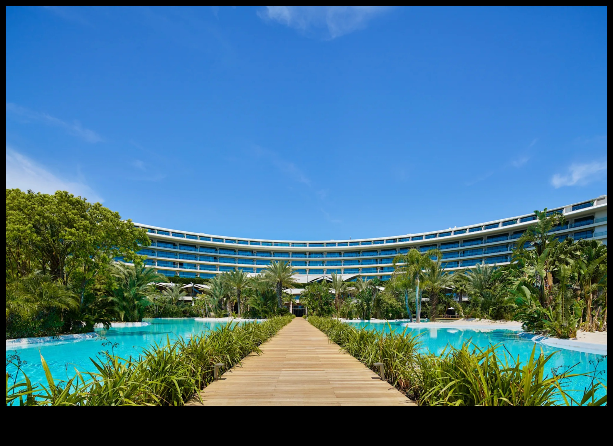 Sightseeing Soiree: An Elegant Affair with Awe-Inspiring Views