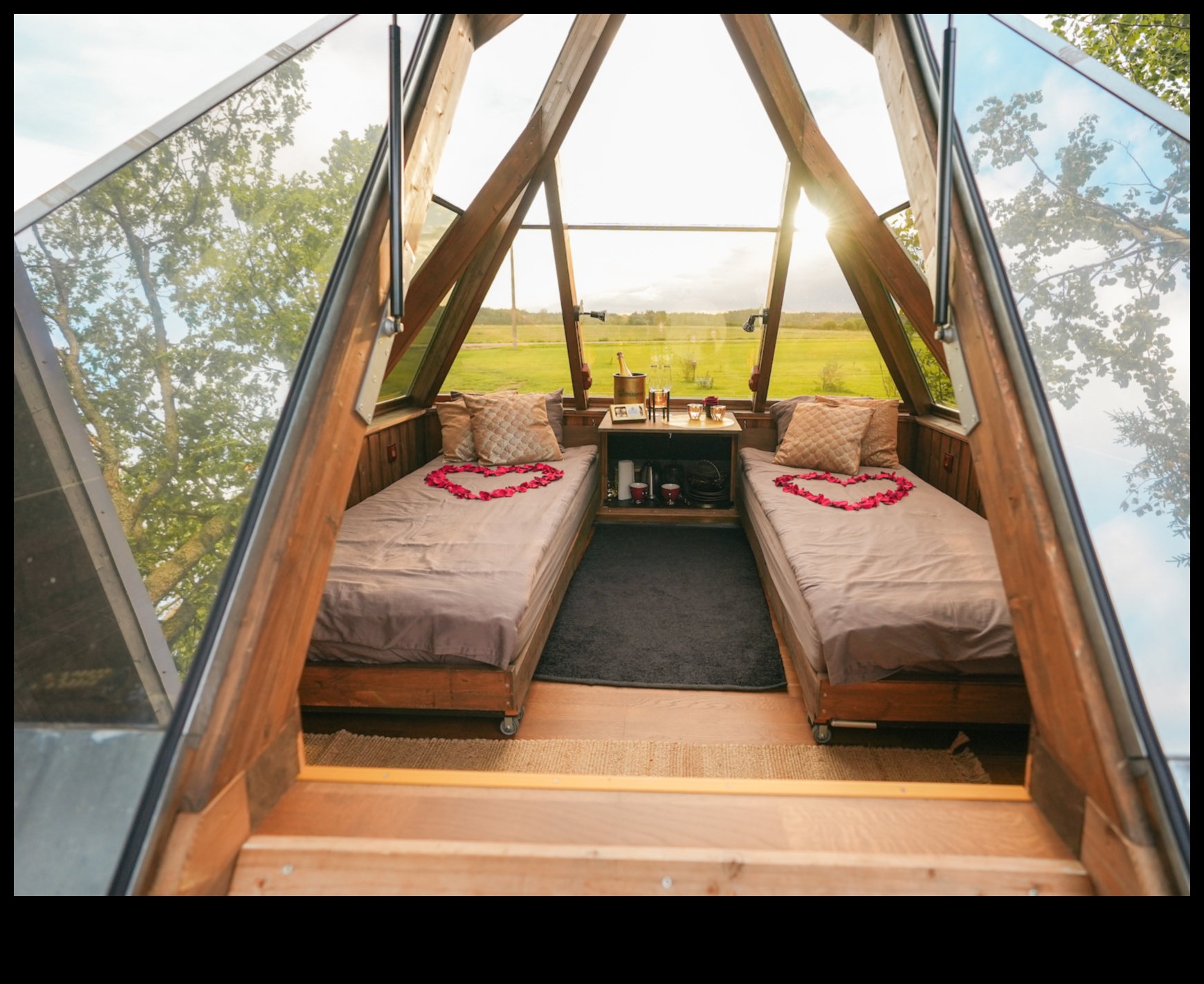 StaySaga: Crafting Your Story in Accommodations