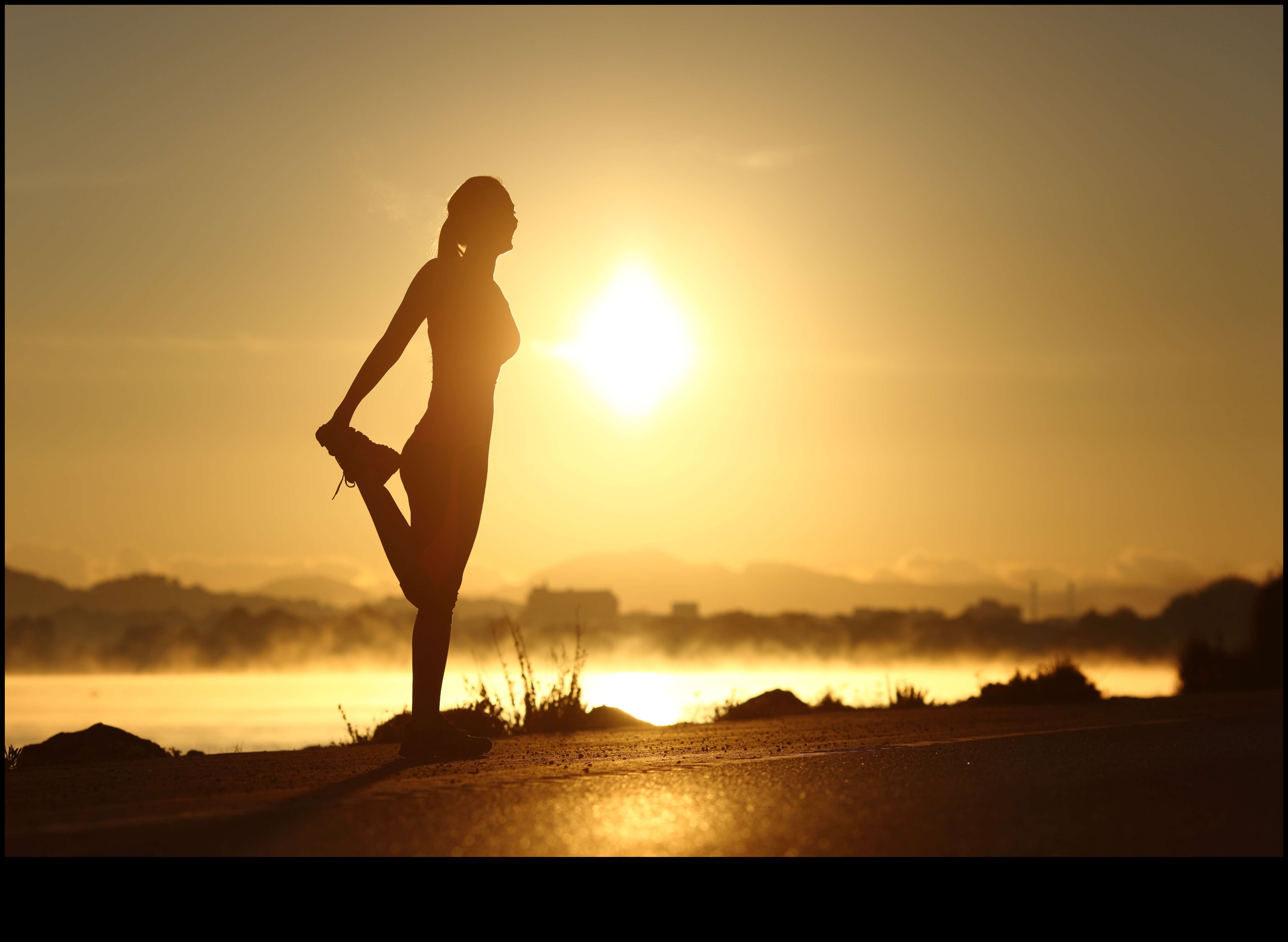 Sunrise Stretch A Gentle Morning Routine to Improve Flexibility 1 Sunrise Stretch: Early Morning Outdoor Exercises for Flexibility