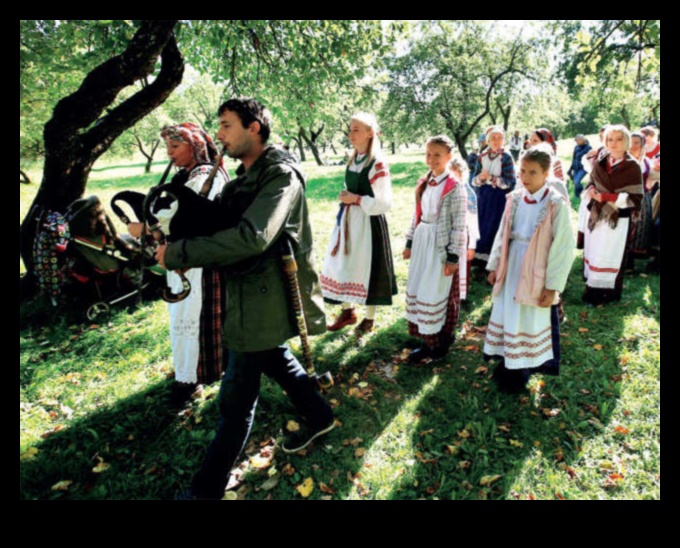 Tradition Trails: Guiding Through the Riches of Cultural Heritage