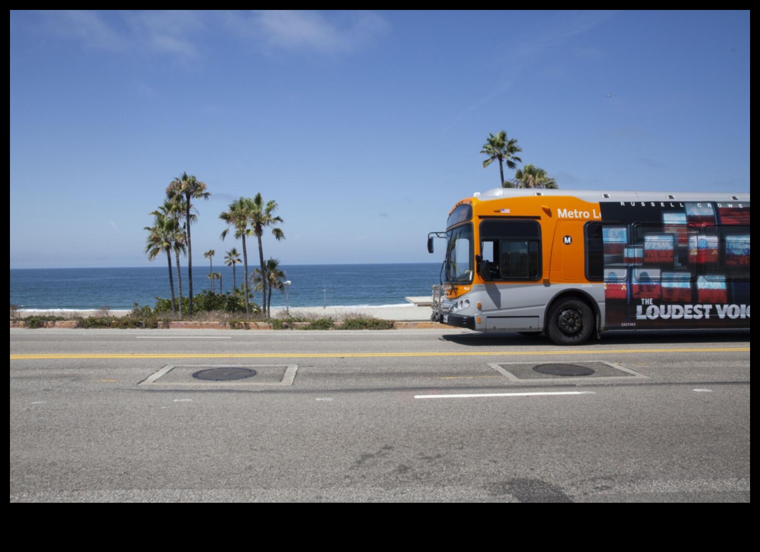 Transit Tales: A Guide to Bus Tour Narratives