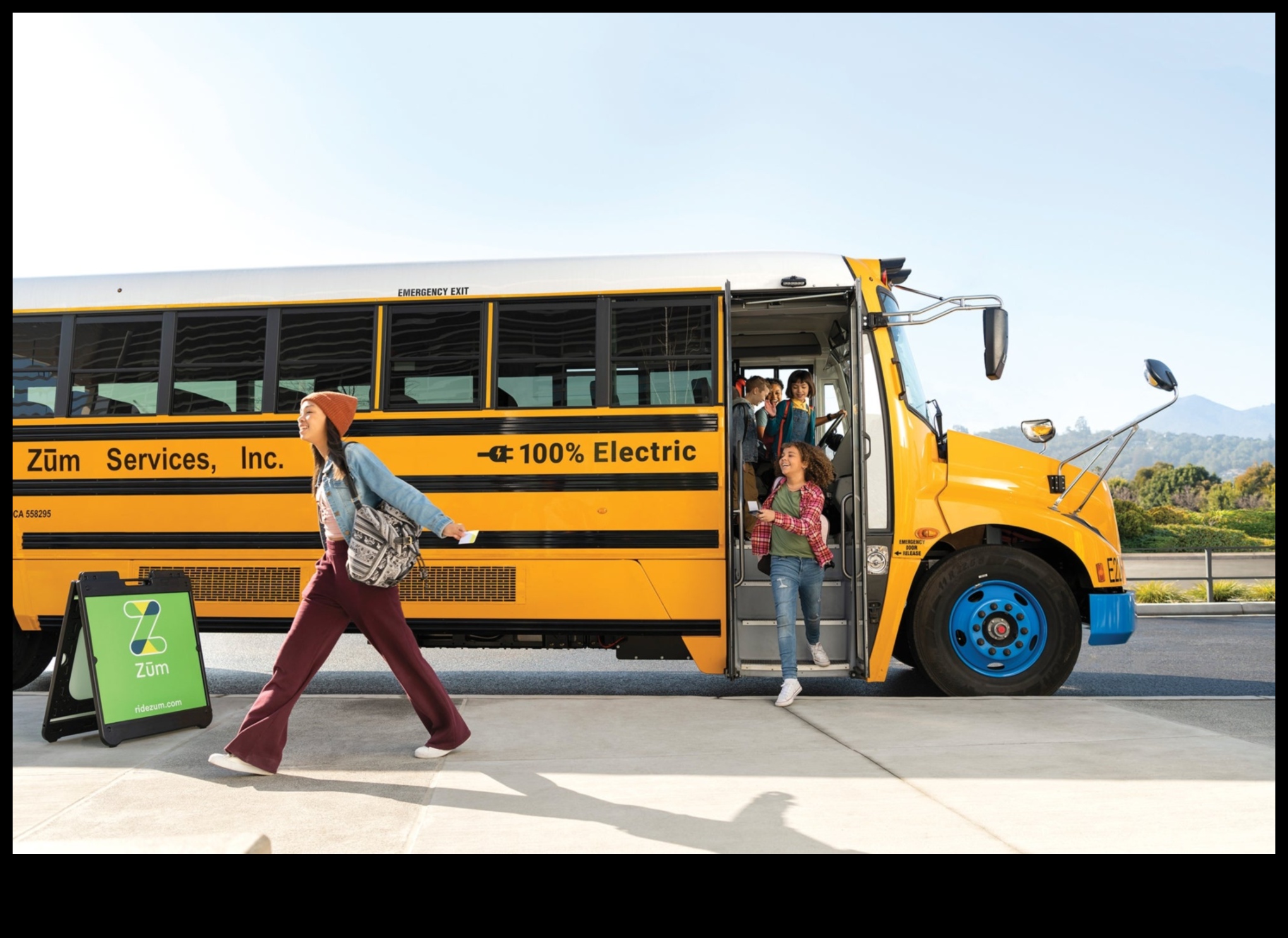 Transit Tales: A Guide to Bus Tour Narratives