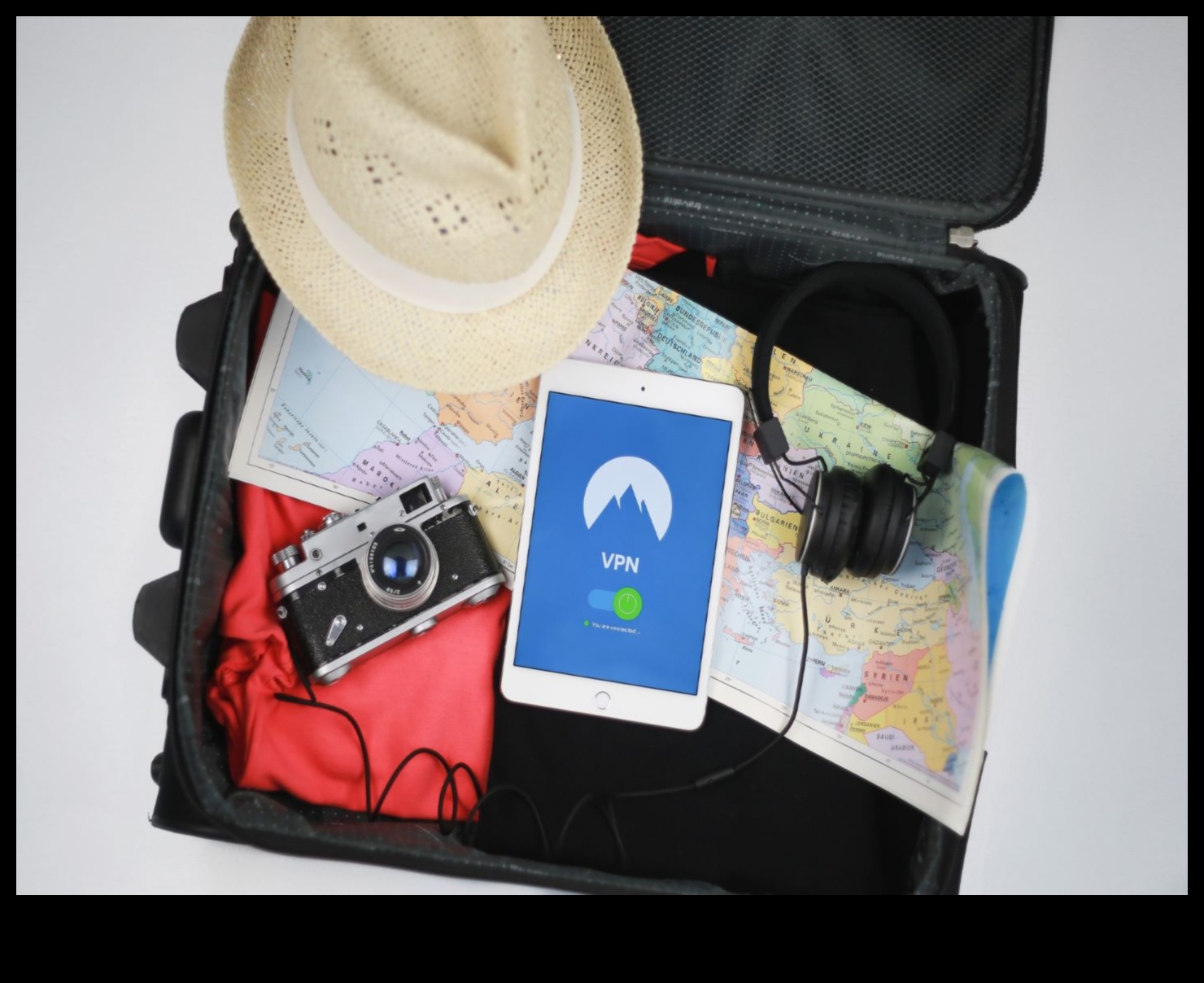 Traveler's Tonic A Guide to the Essential Knowledge Every Traveler Needs 1 Traveler's Tonic: A Potion of Essential Travel Knowledge