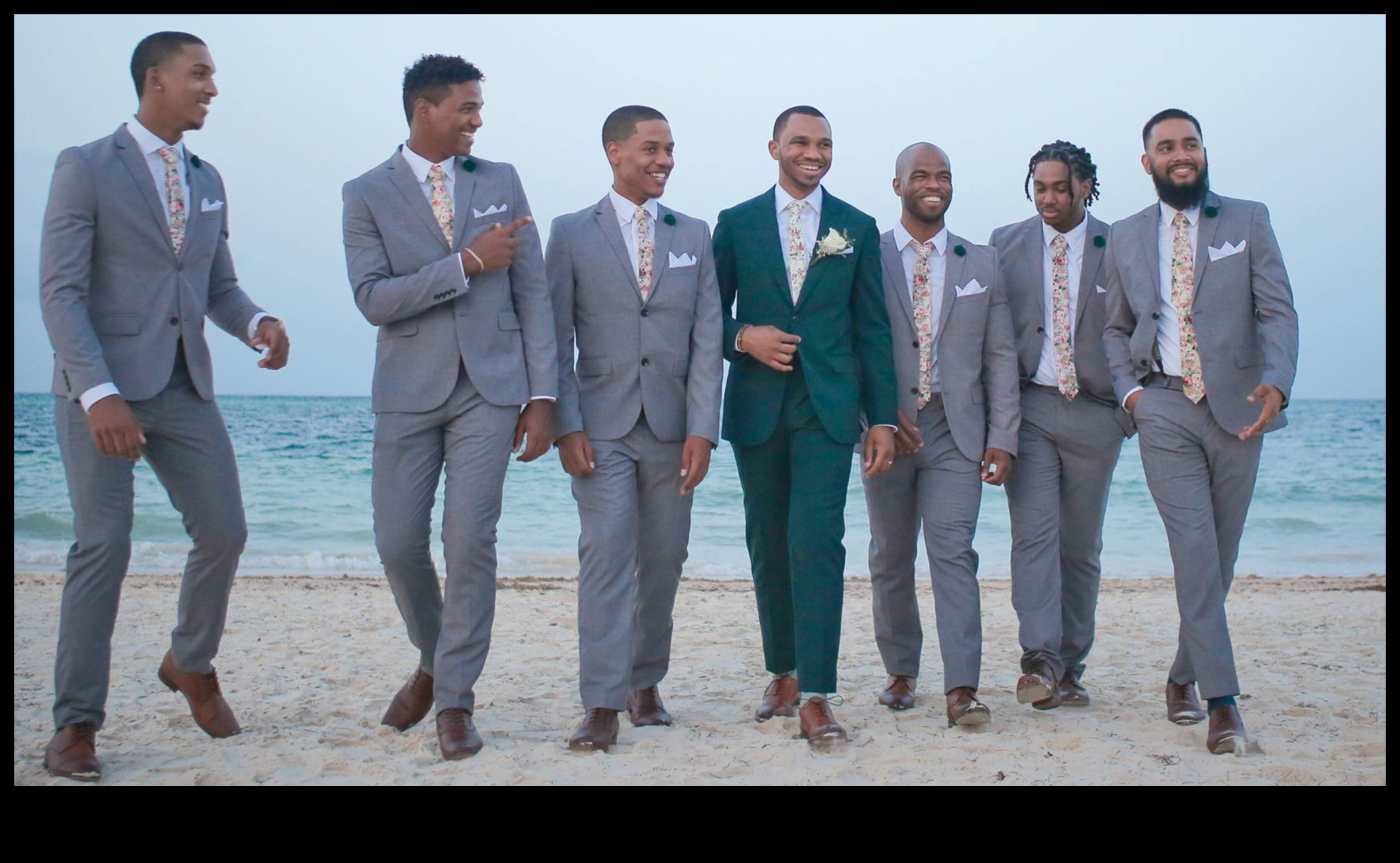 Trendy Ties: Stylish Wedding Accents