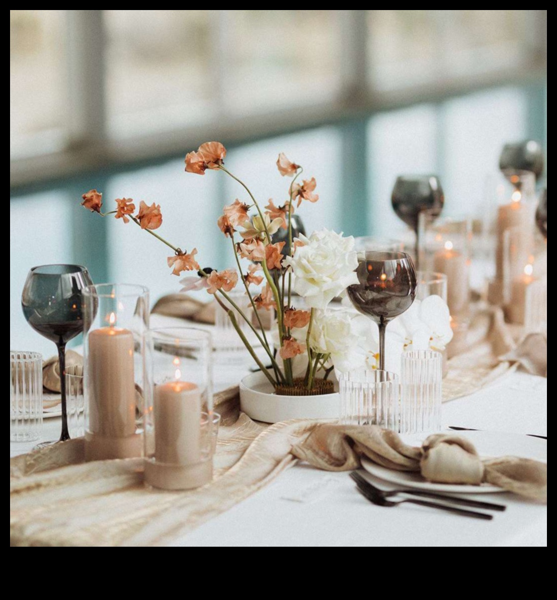 Trendy Trinkets: Stylish Wedding Accents