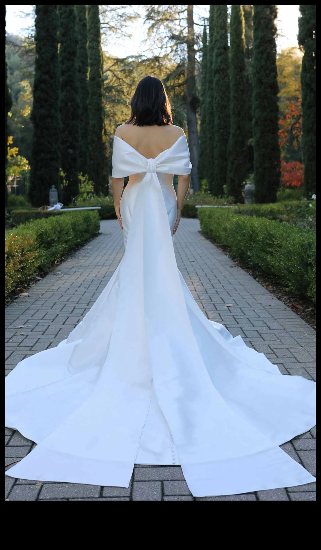 Urban Chic: Modern Wedding Dresses Redefining Style