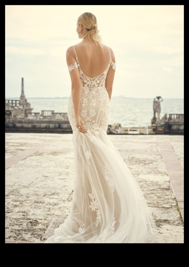 Vintage Bridal Dresses A Look Back at Antique Glamour 1