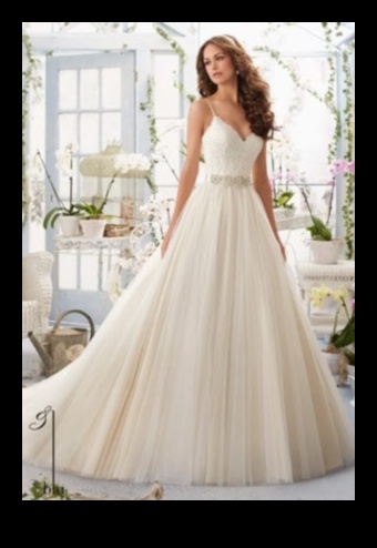 Ageless Beauty: Timeless Vintage Bridal Fashion