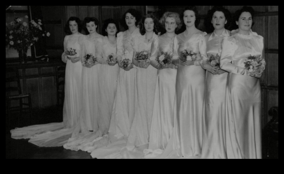 Historical Hues: Vintage Bridal Gown Inspirations