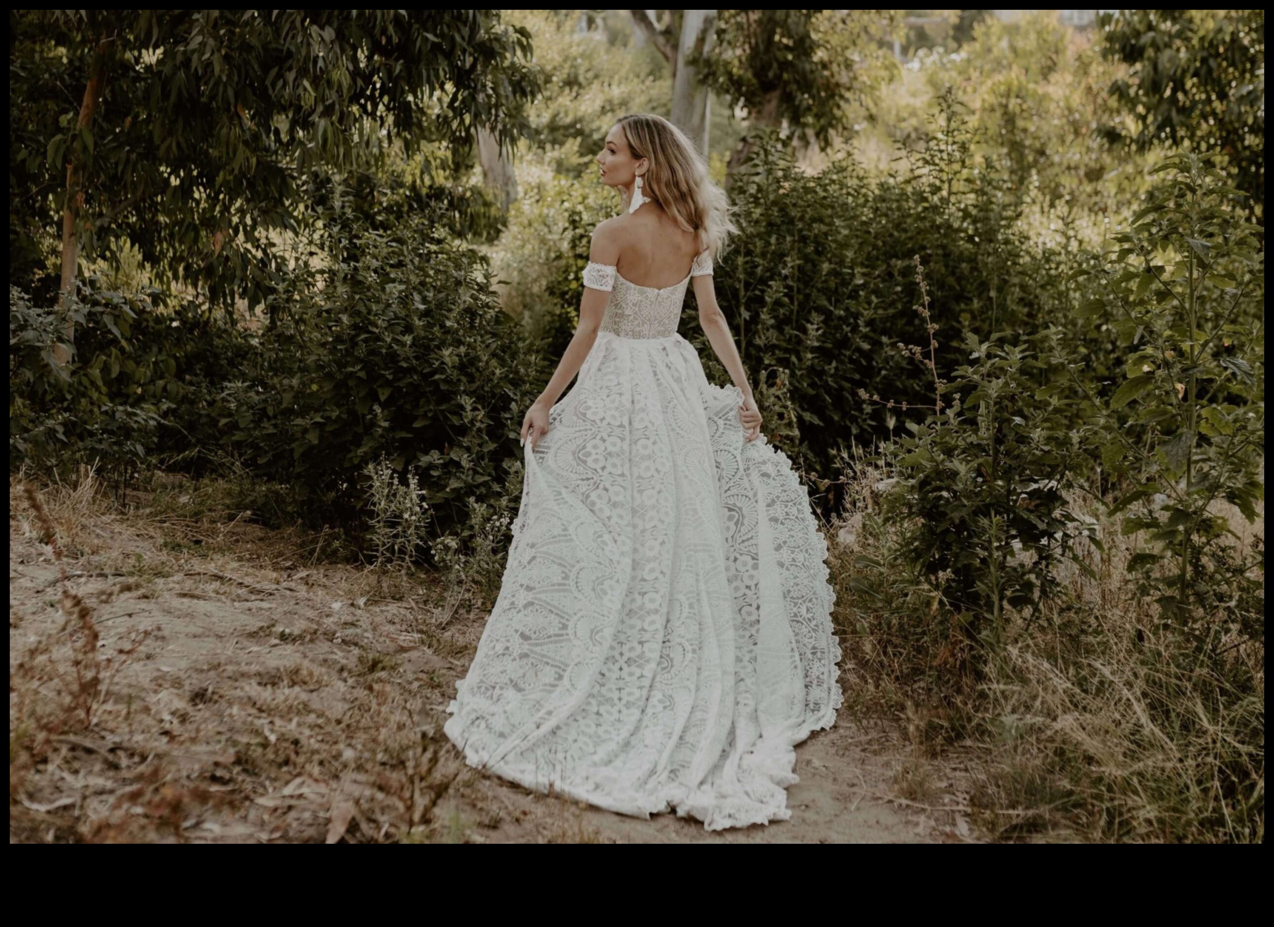 Heirloom Chic: Vintage Bridal Gowns with a Legacy