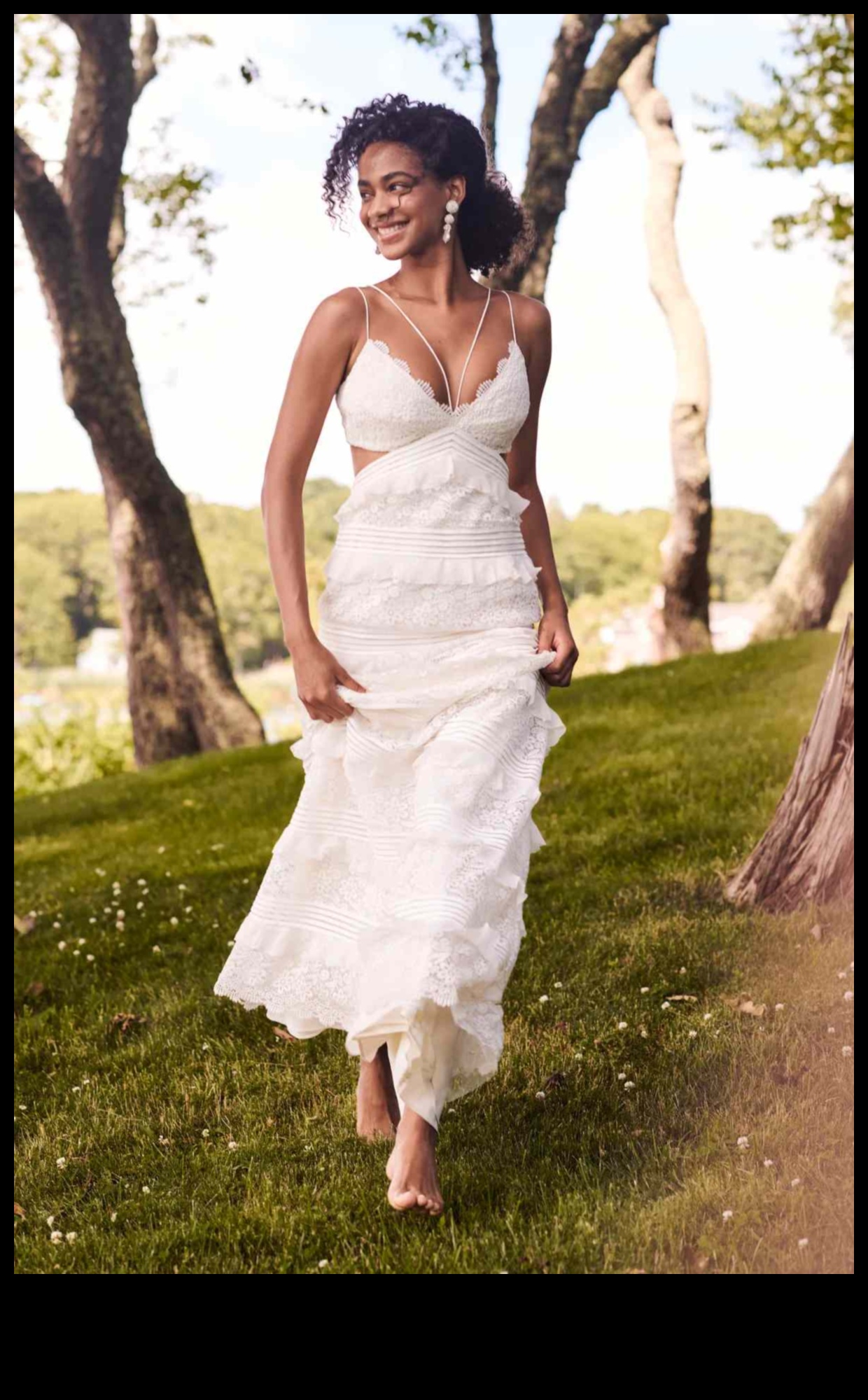 Vintage Visions: Timeless Wedding Dresses in Vogue