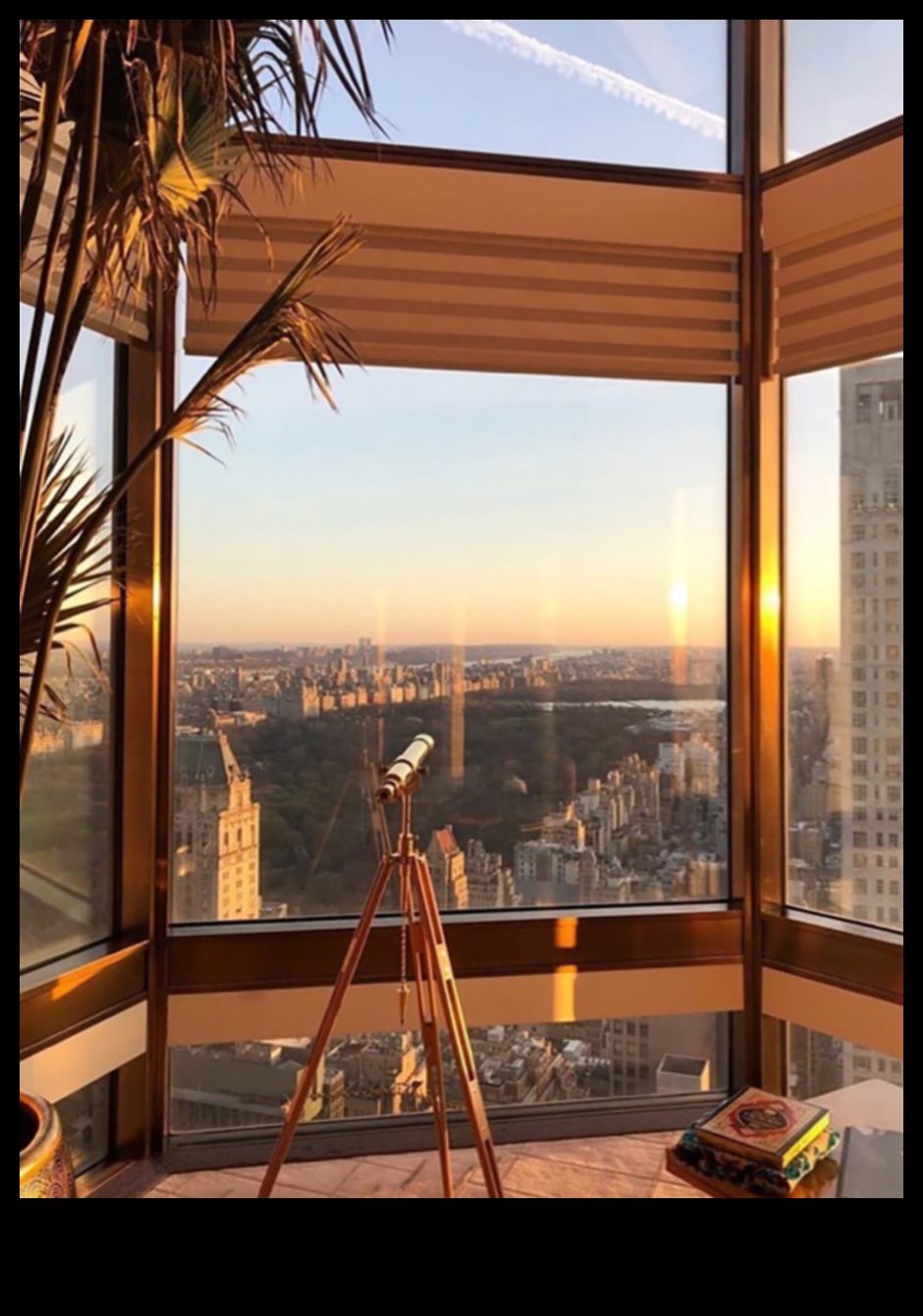 Wanderlust Windows: A Sightseer's Panoramic Journey